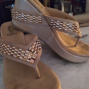 Ladies Volatile Wedge